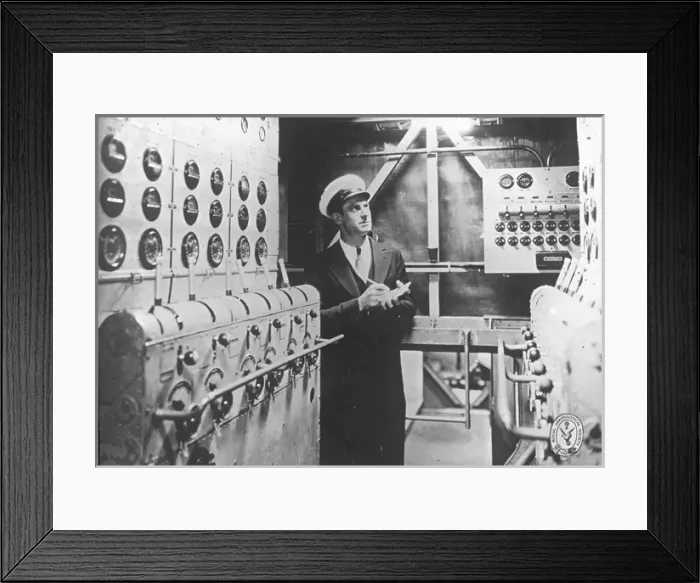 Framed Print : The Maschinenzentrale in the Dornier DoX Framed Print : The Maschinenzentrale in the Dornier DoX