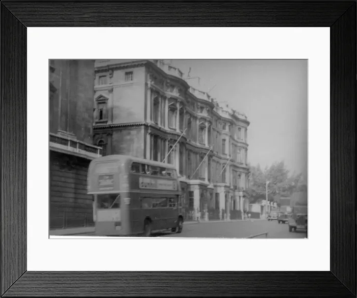 Framed Print : Hamilton Place prior to the Hyde Park Corner reconstruction Framed Print : Hamilton Place prior to the Hyde Park Corner reconstruction