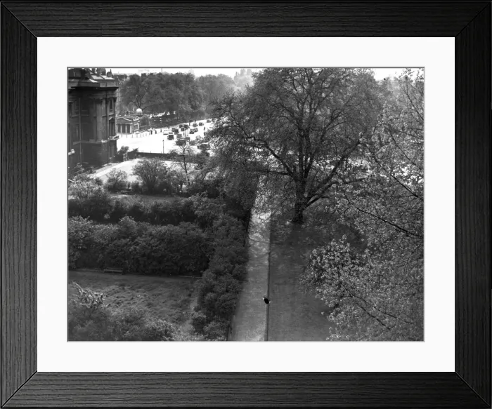 Framed Print : A view over the former Hyde Park Corner Framed Print : A view over the former Hyde Park Corner