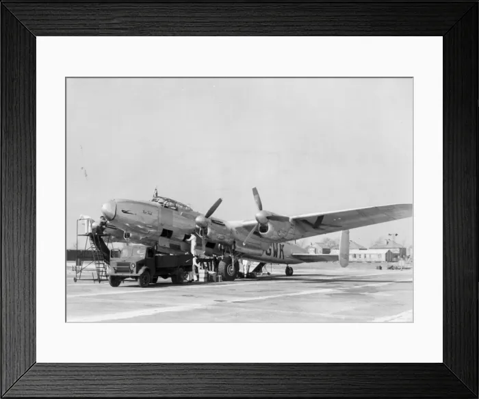 Framed Print : Avro Lancastrian 3 G-AGWK Star Trail Framed Print : Avro Lancastrian 3 G-AGWK Star Trail