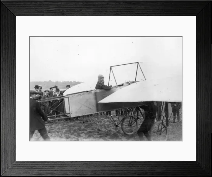 Framed Print : George A Barnes in the Humber monoplane in 1910 Framed Print : George A Barnes in the Humber monoplane in 1910