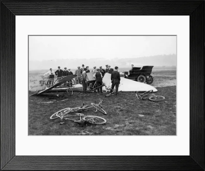 Framed Print : The remains of the Humber monoplane in 1911 Framed Print : The remains of the Humber monoplane in 1911