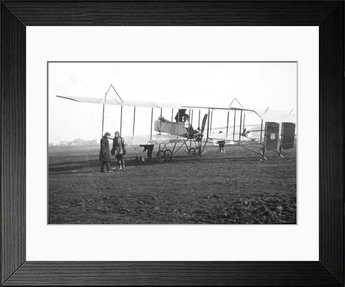 Framed Print : Grahame-White GWXV 8305 Framed Print : Grahame-White GWXV 8305