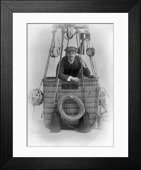 Framed Print : The Hon Charles Stewart Rolls (1877-1910) Framed Print : The Hon Charles Stewart Rolls (1877-1910)