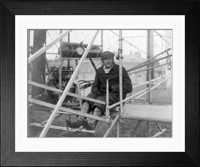 Framed Print : The Hon Charles Stewart Rolls (1877-1910) Framed Print : The Hon Charles Stewart Rolls (1877-1910)