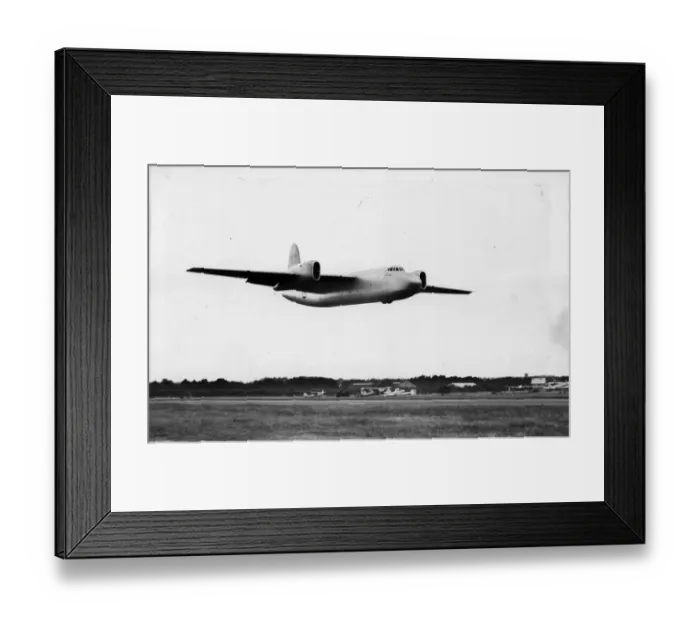 Framed Print : Short SA4 Sperrin at the Farnborough airshow in 1952 Framed Print : Short SA4 Sperrin at the Farnborough airshow in 1952