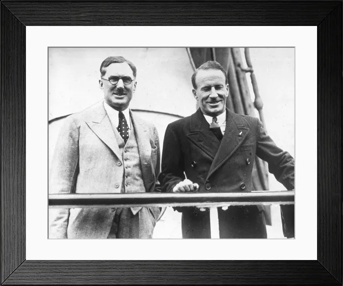 Framed Print : Sir Charles Kingsford Smith right Framed Print : Sir Charles Kingsford Smith right