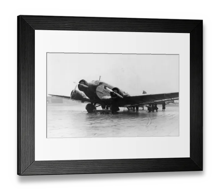 Framed Print : Junkers Ju52 / 3m of Lufthansa at Croydon Airport Framed Print : Junkers Ju52 / 3m of Lufthansa at Croydon Airport