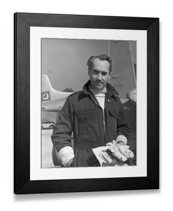 Framed Print : Jeffrey Kindersley Quill OBE AFC FRAeS (1913-1996) Framed Print : Jeffrey Kindersley Quill OBE AFC FRAeS (1913-1996)