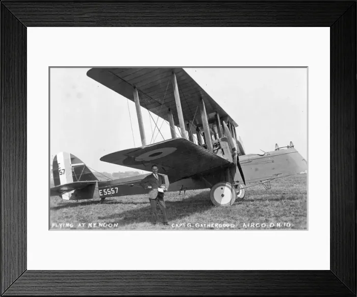 Framed Print : The prototype de Havilland DH10C Amiens E5557 Framed Print : The prototype de Havilland DH10C Amiens E5557