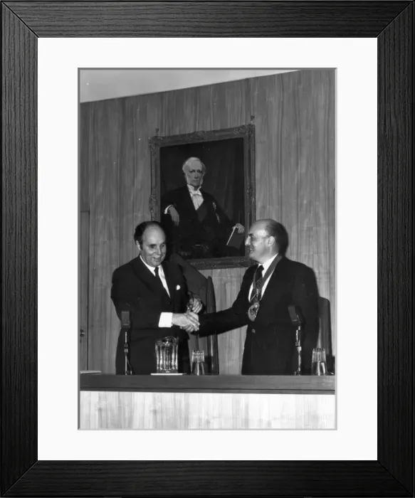 Framed Print : Dr George Steedman Hislop (left) RAeS President 1973-1974 Framed Print : Dr George Steedman Hislop (left) RAeS President 1973-1974