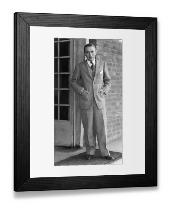 Framed Print : Harold Roxbee Cox FRAeS (1902-1997) - RAeS President Framed Print : Harold Roxbee Cox FRAeS (1902-1997) - RAeS President