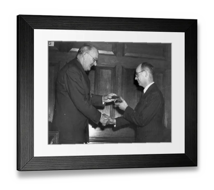 Framed Print : Sir Frederick Handley Page CBE (1885-1962) - RAeS President Framed Print : Sir Frederick Handley Page CBE (1885-1962) - RAeS President