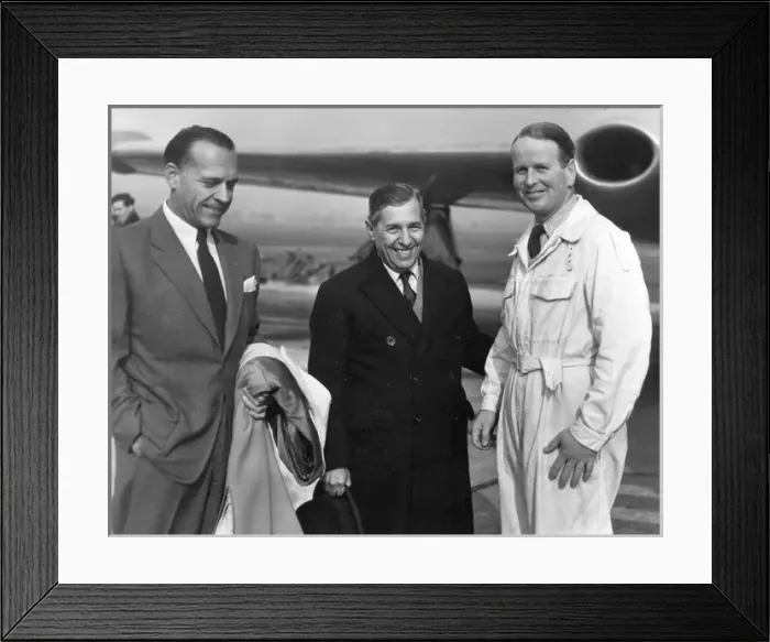 Framed Print : Gp Capt John Cunningham CBE Framed Print : Gp Capt John Cunningham CBE