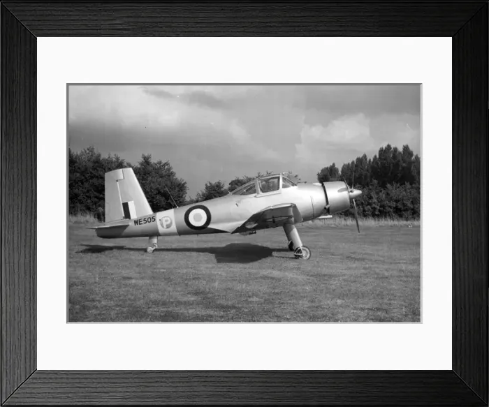 Framed Print : The second Handley Page HPR2 WE505 Framed Print : The second Handley Page HPR2 WE505