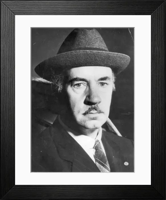 Framed Print : Igor Ivanovich Sikorsky (1889-1972) Framed Print : Igor Ivanovich Sikorsky (1889-1972)
