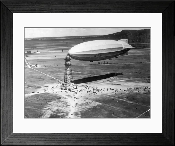 Framed Print : HMA R100 moored at the mast in Canada Framed Print : HMA R100 moored at the mast in Canada
