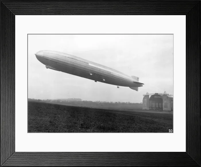 Framed Print : The Graf Zeppelin LZ 127 Framed Print : The Graf Zeppelin LZ 127