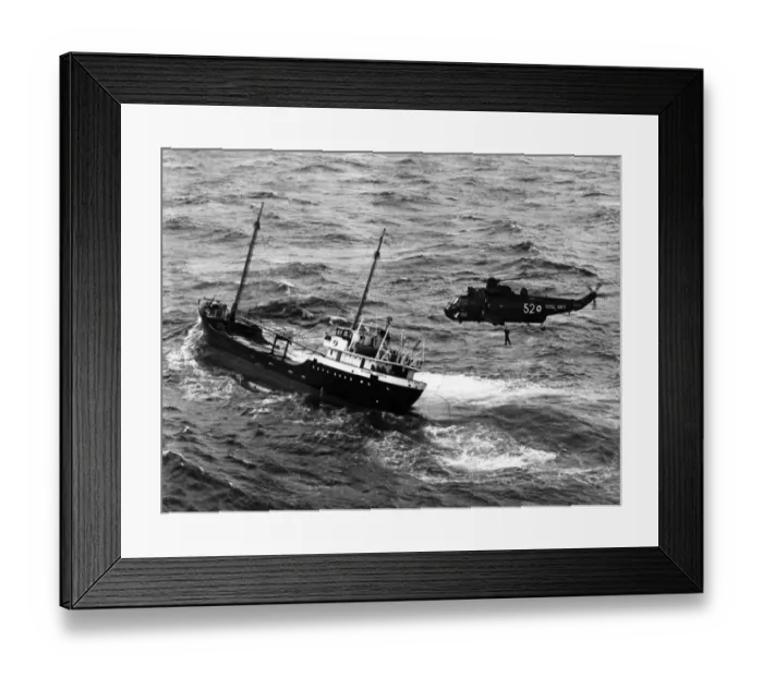 Framed Print : Westland Sea King of the Royal Navy from 824 Naval Air Squad Framed Print : Westland Sea King of the Royal Navy from 824 Naval Air Squad