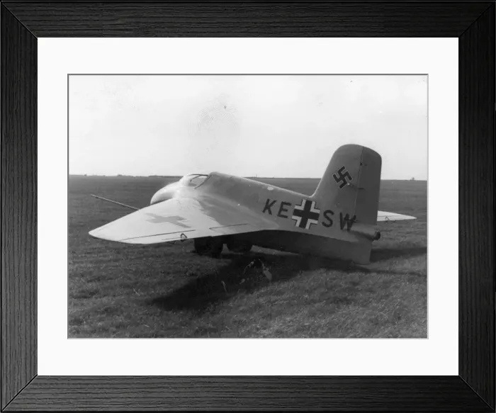 Framed Print : Messerschmitt Me163A V1 Komet prototype Framed Print : Messerschmitt Me163A V1 Komet prototype