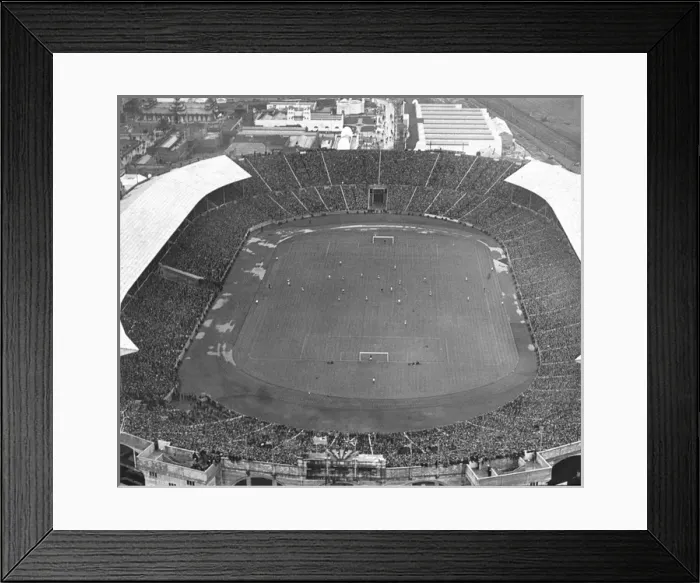 Framed Print : Aerial view of the 1924 Cup Final Wembley Stadium London
