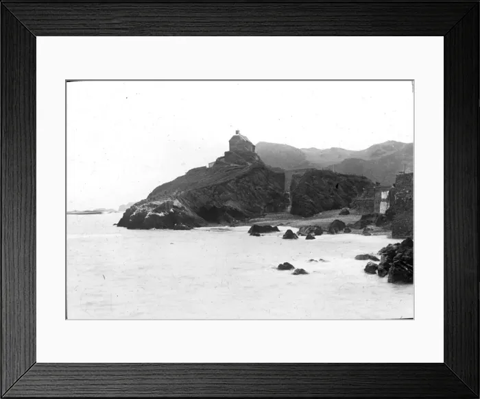 Framed Print : O E Simmonds aerial view of Lantern Hill Ilfracombe Devon Framed Print : O E Simmonds aerial view of Lantern Hill Ilfracombe Devon