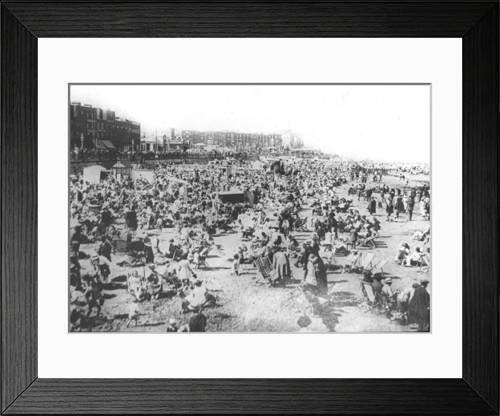 Framed Print : O E Simmonds aerial view of the Sands Margate Kent Framed Print : O E Simmonds aerial view of the Sands Margate Kent