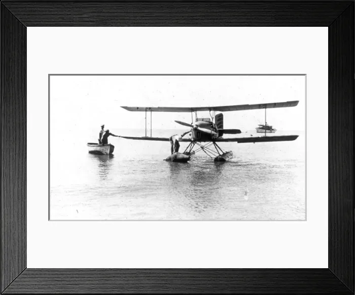 Framed Print : Casting off Bluebird at Bathurst Framed Print : Casting off Bluebird at Bathurst
