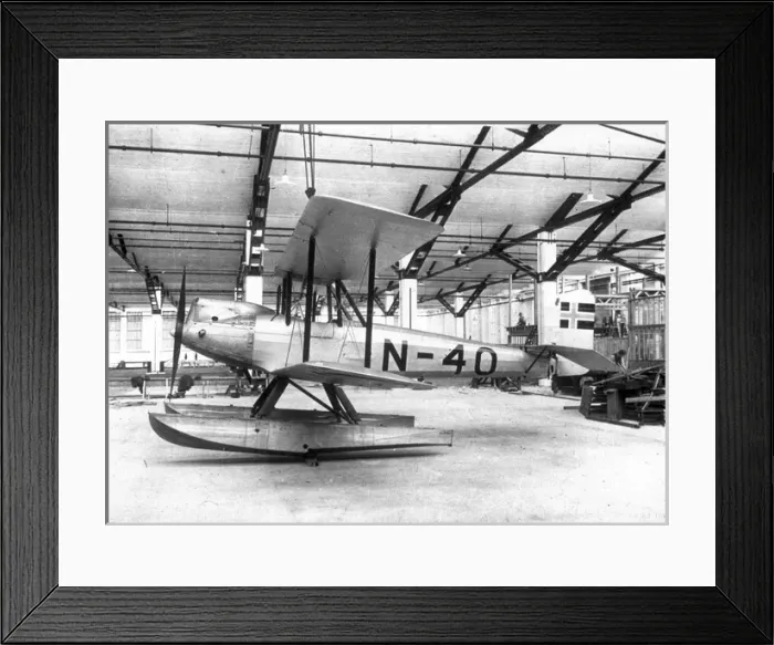 Framed Print : The second Blackburn L1A Bluebird II N-40 at Cowes in 1929 Framed Print : The second Blackburn L1A Bluebird II N-40 at Cowes in 1929