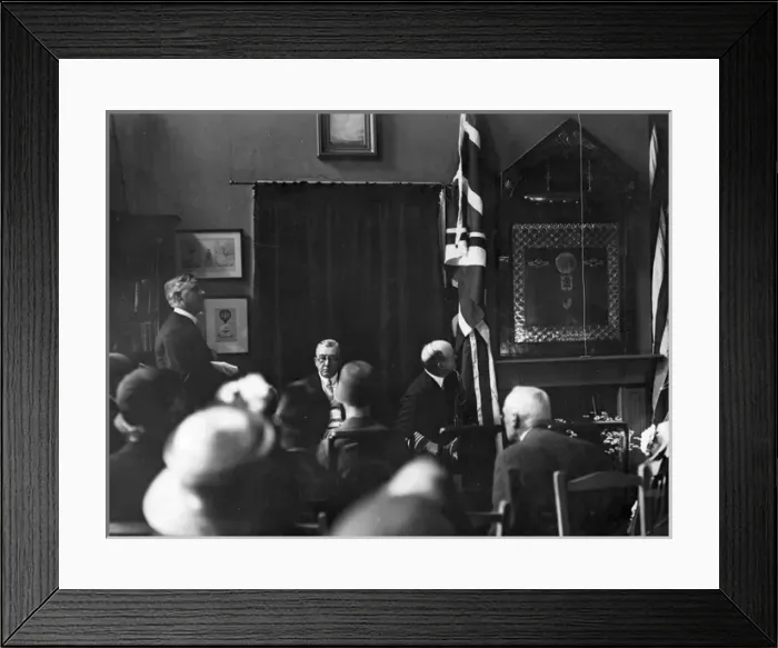 Framed Print : Unveiling of the R38 memorial in the RAeS Library Framed Print : Unveiling of the R38 memorial in the RAeS Library