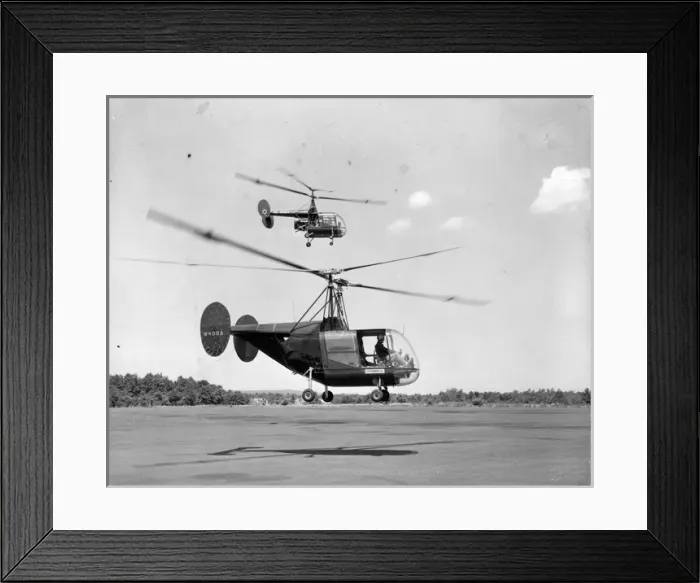 Framed Print : A modified Kaman K-225 Dogship N400A (foreground) Framed Print : A modified Kaman K-225 Dogship N400A (foreground)