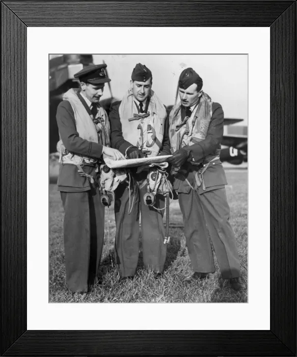 Framed Print : RAF airmen in front of an Avro Lincoln Framed Print : RAF airmen in front of an Avro Lincoln