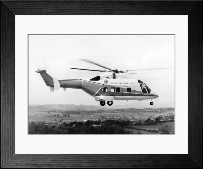 Framed Print : Westland 30 in Helicopter Hire markings Framed Print : Westland 30 in Helicopter Hire markings
