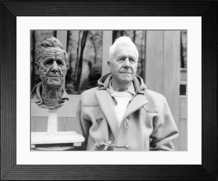 Framed Print : Sir Barnes Wallis HonFRAeS alongside his bust Framed Print : Sir Barnes Wallis HonFRAeS alongside his bust