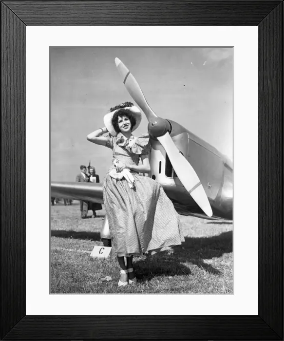 Framed Print : Miss J E (P J ja) Schofield Framed Print : Miss J E (P J ja) Schofield