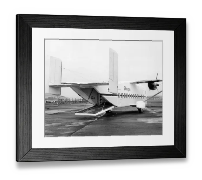 Framed Print : Short 330 Sherpa Framed Print : Short 330 Sherpa
