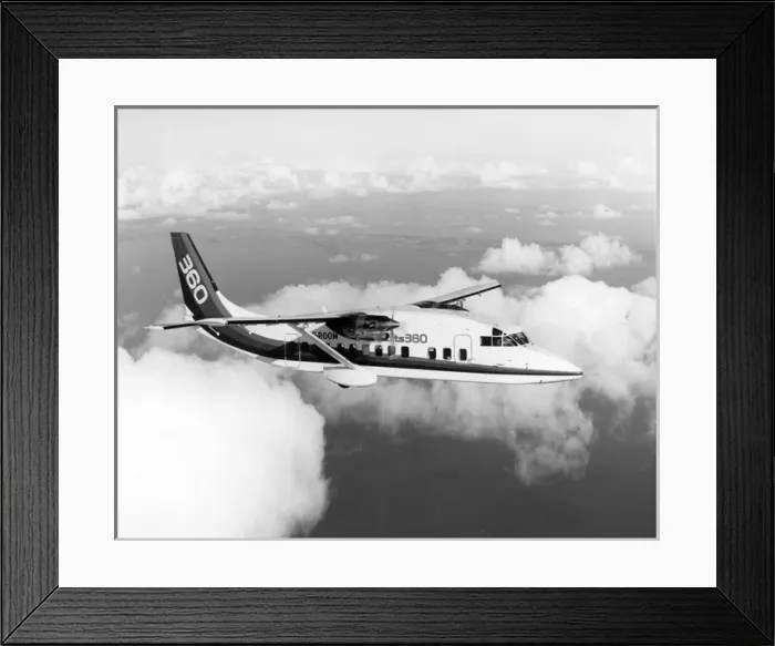 Framed Print : Short 360 G-ROOM Framed Print : Short 360 G-ROOM