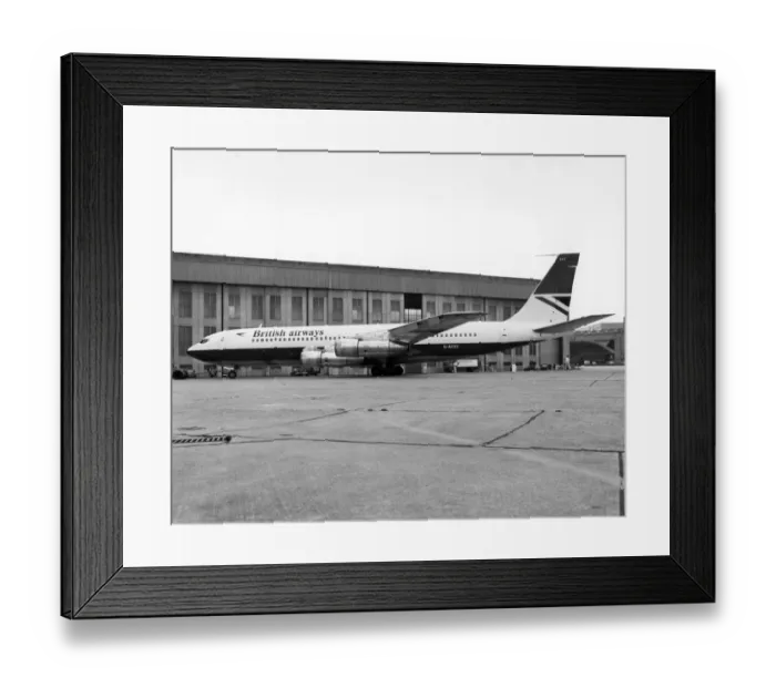 Framed Print : Boeing 707-336B G-AXXY of British Airways Framed Print : Boeing 707-336B G-AXXY of British Airways