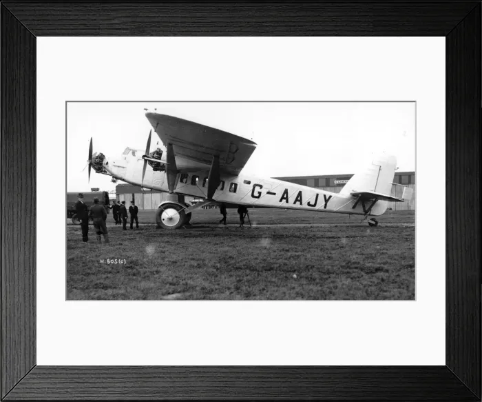 Framed Print : Short S11 Valetta G-aJY as a landplane Framed Print : Short S11 Valetta G-aJY as a landplane