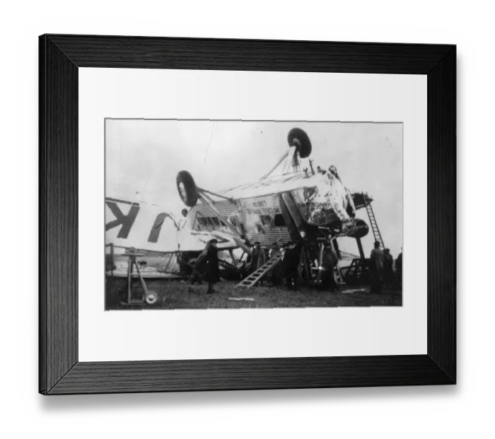 Framed Print : Short L17 Syrinx G-ACJK of Imperial Airways overturned Framed Print : Short L17 Syrinx G-ACJK of Imperial Airways overturned