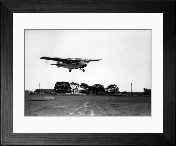 Framed Print : Short S16 / 1 Scion G-ACUW Framed Print : Short S16 / 1 Scion G-ACUW