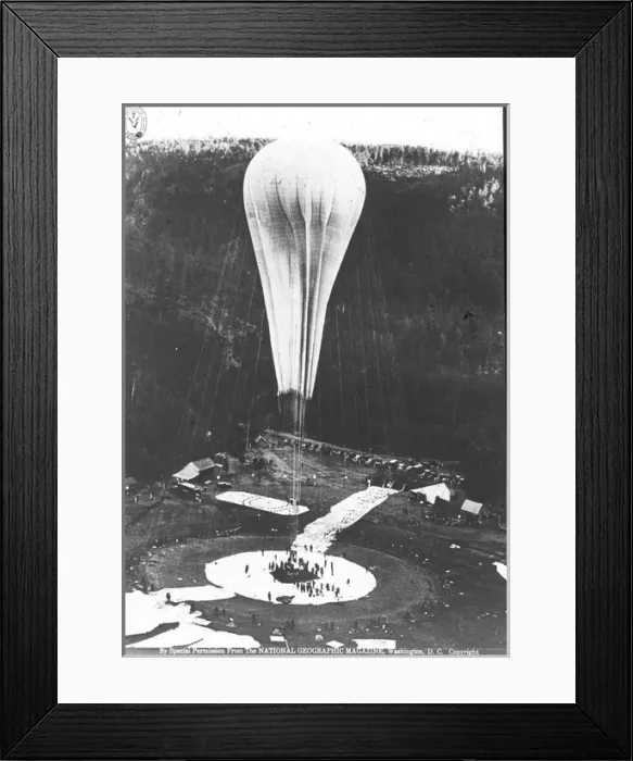 Framed Print : Explorer gondola ready Framed Print : Explorer gondola ready