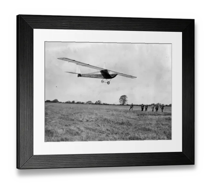 Framed Print : de Havilland DH52 glider during trials at Stag Lane in 1922 Framed Print : de Havilland DH52 glider during trials at Stag Lane in 1922