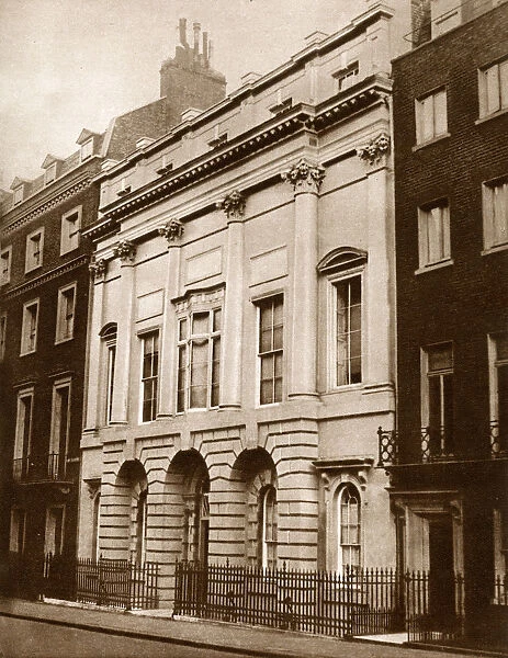17 Bruton Street - Home of Earl and Countess of Strathmore