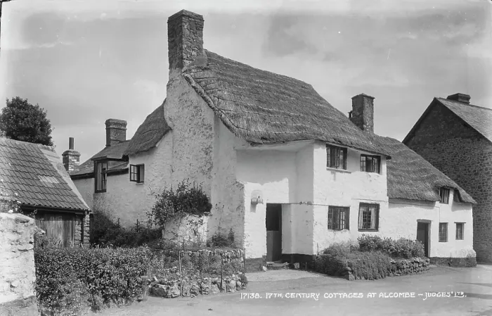 Framed Print : 17th Century Cottages at Alcombe Framed Print : 17th Century Cottages at Alcombe