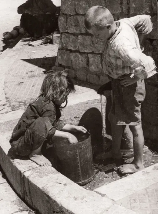Framed Print : 1843 - Syria - children getting water from a well Framed Print : 1843 - Syria - children getting water from a well