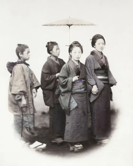 Framed Print : 1860s Japan - portrait of a group of young women out for a walk Felice or Felix Beato Framed Print : 1860s Japan - portrait of a group of young women out for a walk Felice or Felix Beato