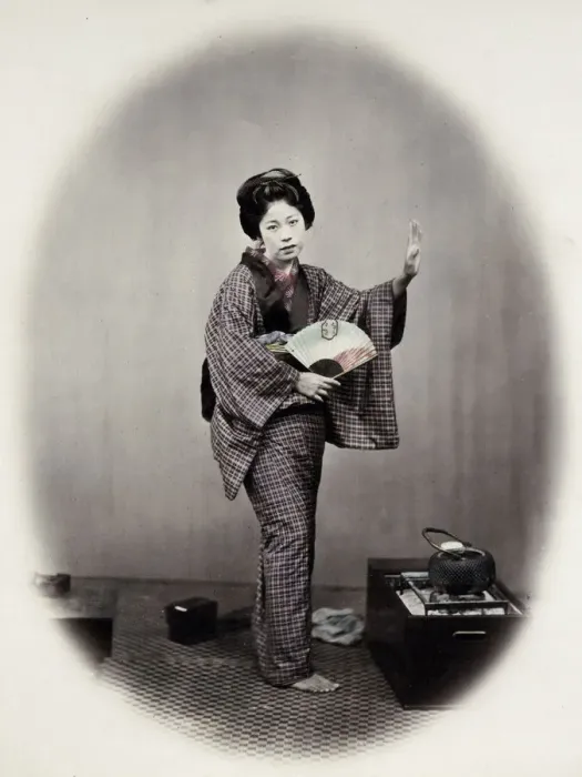 Framed Print : 1860s Japan - portrait of a young woman with a fan Felice or Felix Beato Framed Print : 1860s Japan - portrait of a young woman with a fan Felice or Felix Beato