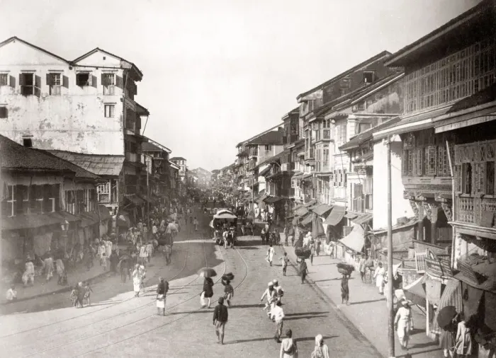 Framed Print : 1880s - busy street scene in Bombay (Mumbai) India Framed Print : 1880s - busy street scene in Bombay (Mumbai) India