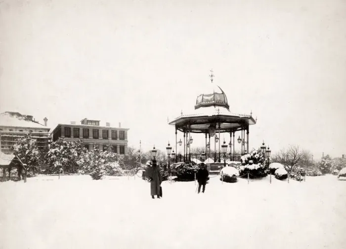 Framed Print : 1890s China - snow scene, Shanghai Framed Print : 1890s China - snow scene, Shanghai